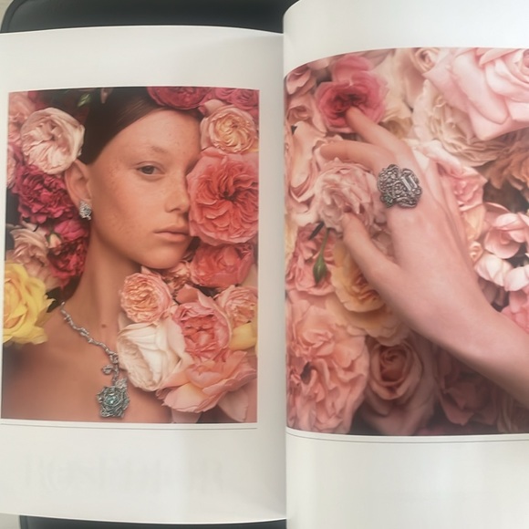 Rare Dior Magazine #35 'Behind The Mirror' Autumn 2021 Not Publicly Available - Picture 17 of 17